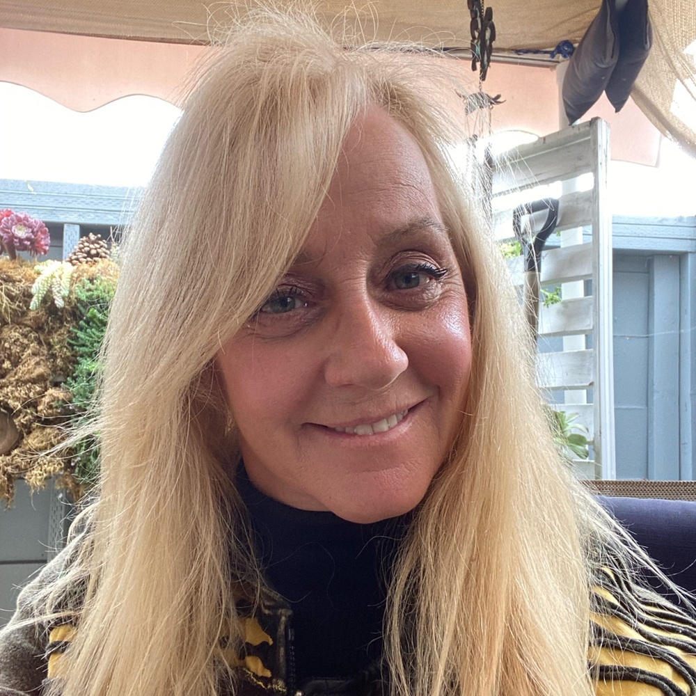 Meet your Posher, Christine